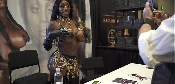  SUPER SEXY & STACKED MYSTIQUE GETS SHOWN SO MUCH LOVE AVN 2020! A TRUE LEGEND IN THE MAKING!